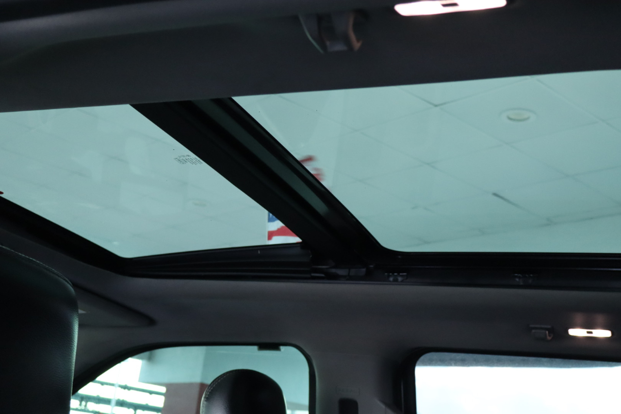 Ford Super Duty F-350 SRW 4WD SuperCab 142" Lariat 2017