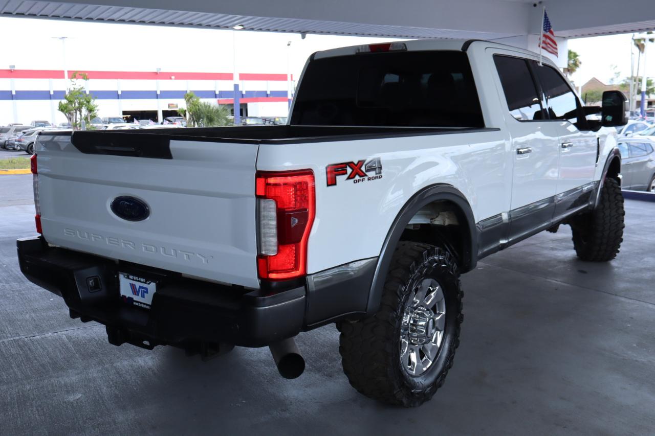 Ford Super Duty F-350 SRW 4WD SuperCab 142" Lariat 2017