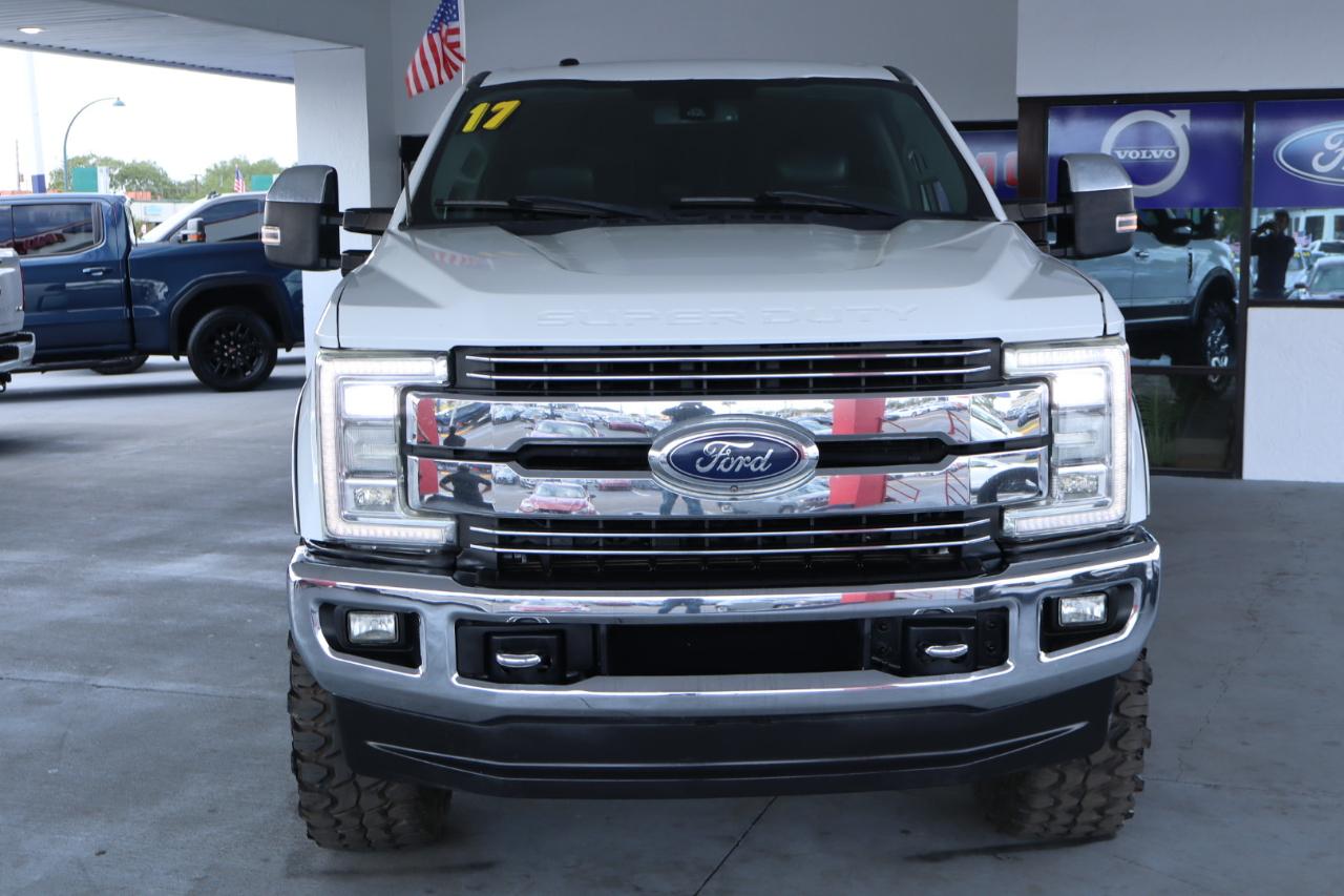 Ford Super Duty F-350 SRW 4WD SuperCab 142" Lariat 2017