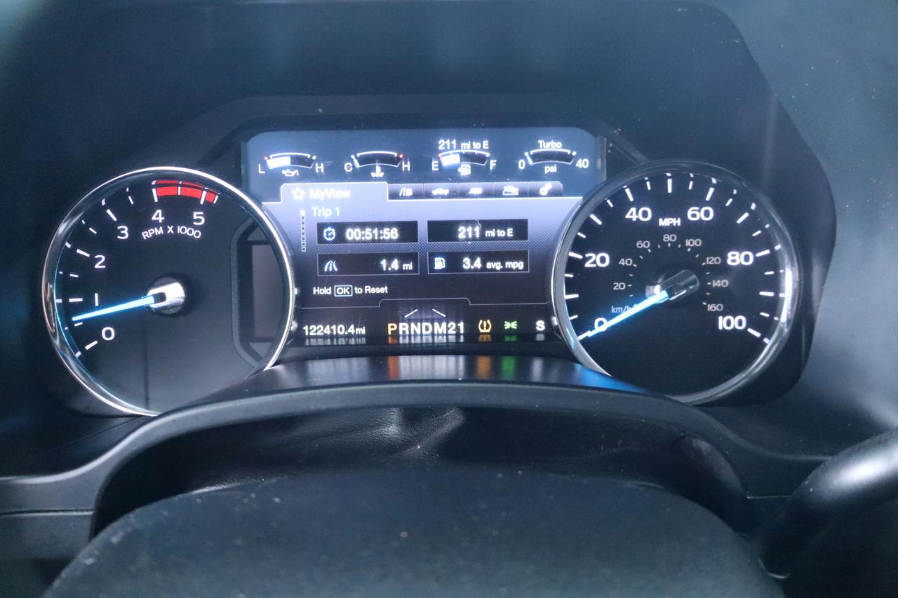 Ford Super Duty F-350 SRW 4WD SuperCab 142" Lariat 2017