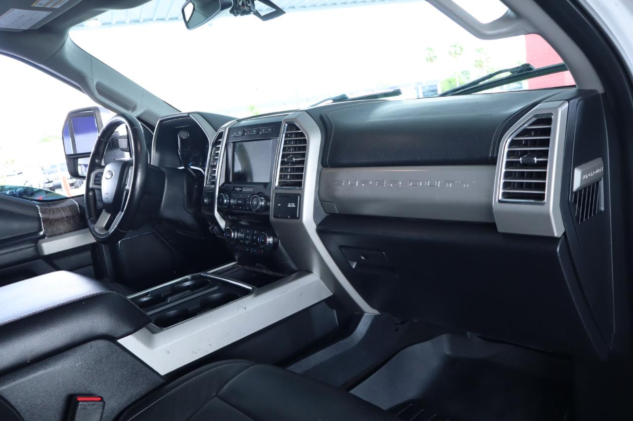 Ford Super Duty F-350 SRW 4WD SuperCab 142" Lariat 2017