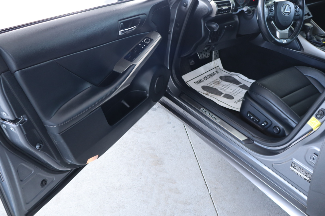 Lexus IS 250 4dr Sport Sdn Auto RWD 2014