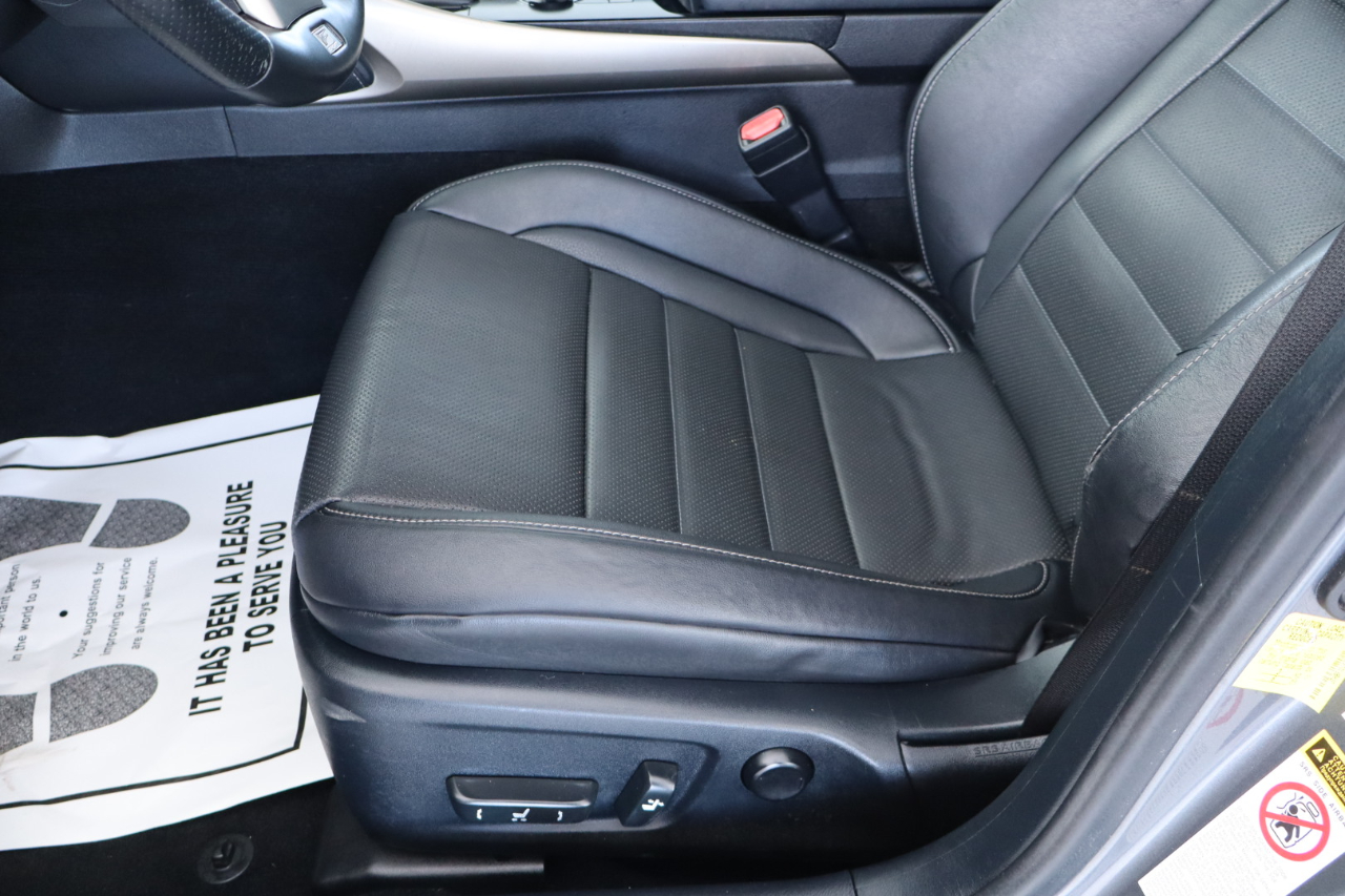 Lexus IS 250 4dr Sport Sdn Auto RWD 2014