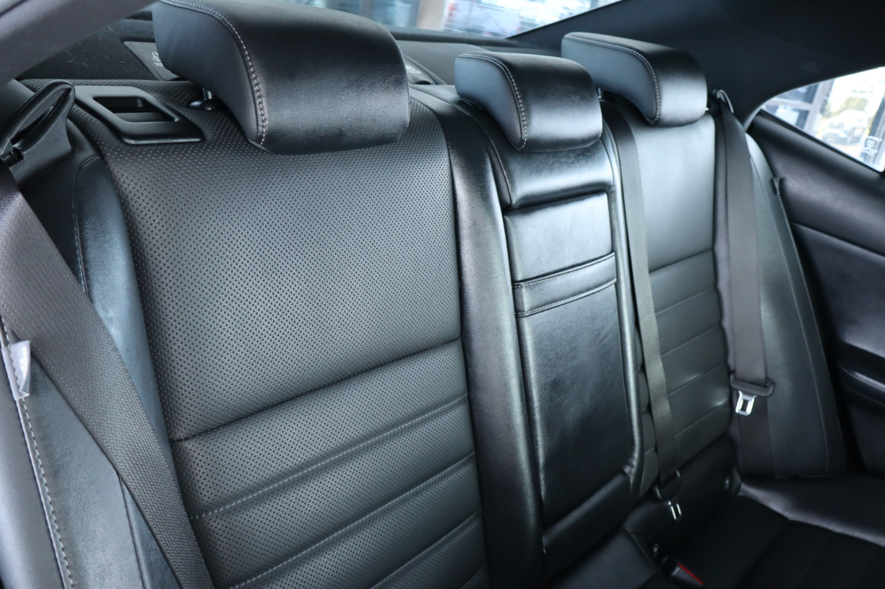 Lexus IS 250 4dr Sport Sdn Auto RWD 2014