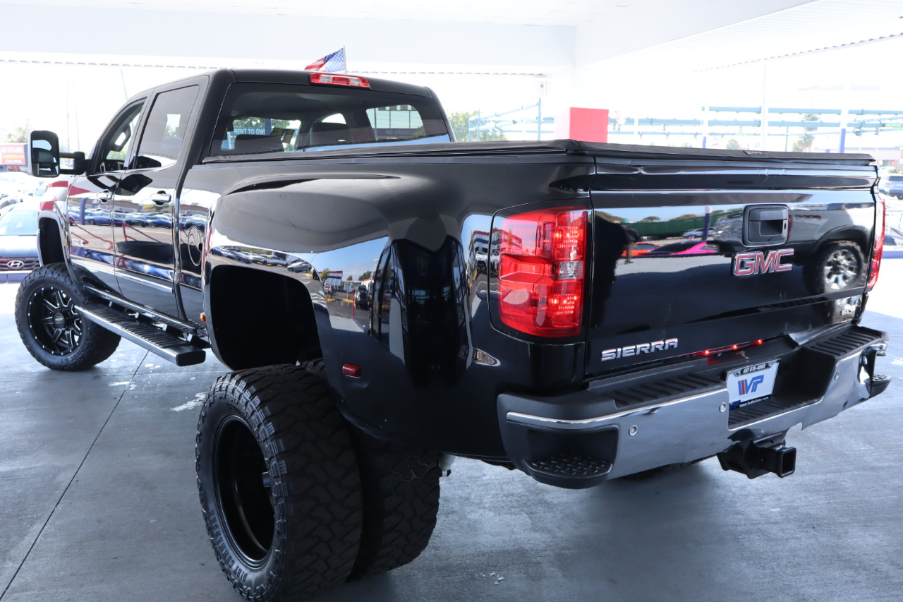 GMC Sierra 3500HD 4WD Crew Cab 167.7" SLT 2015
