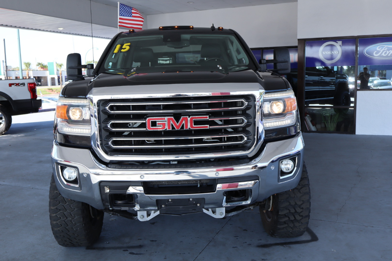 GMC Sierra 3500HD 4WD Crew Cab 167.7" SLT 2015
