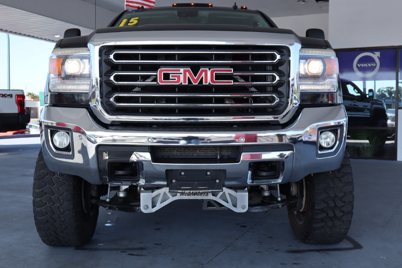 GMC Sierra 3500HD 4WD Crew Cab 167.7" SLT 2015