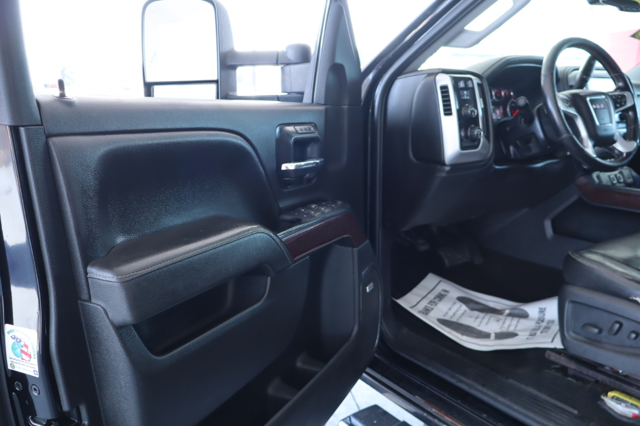 GMC Sierra 3500HD 4WD Crew Cab 167.7" SLT 2015