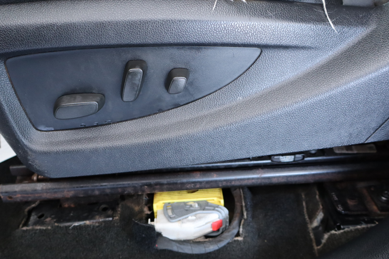 GMC Sierra 3500HD 4WD Crew Cab 167.7" SLT 2015