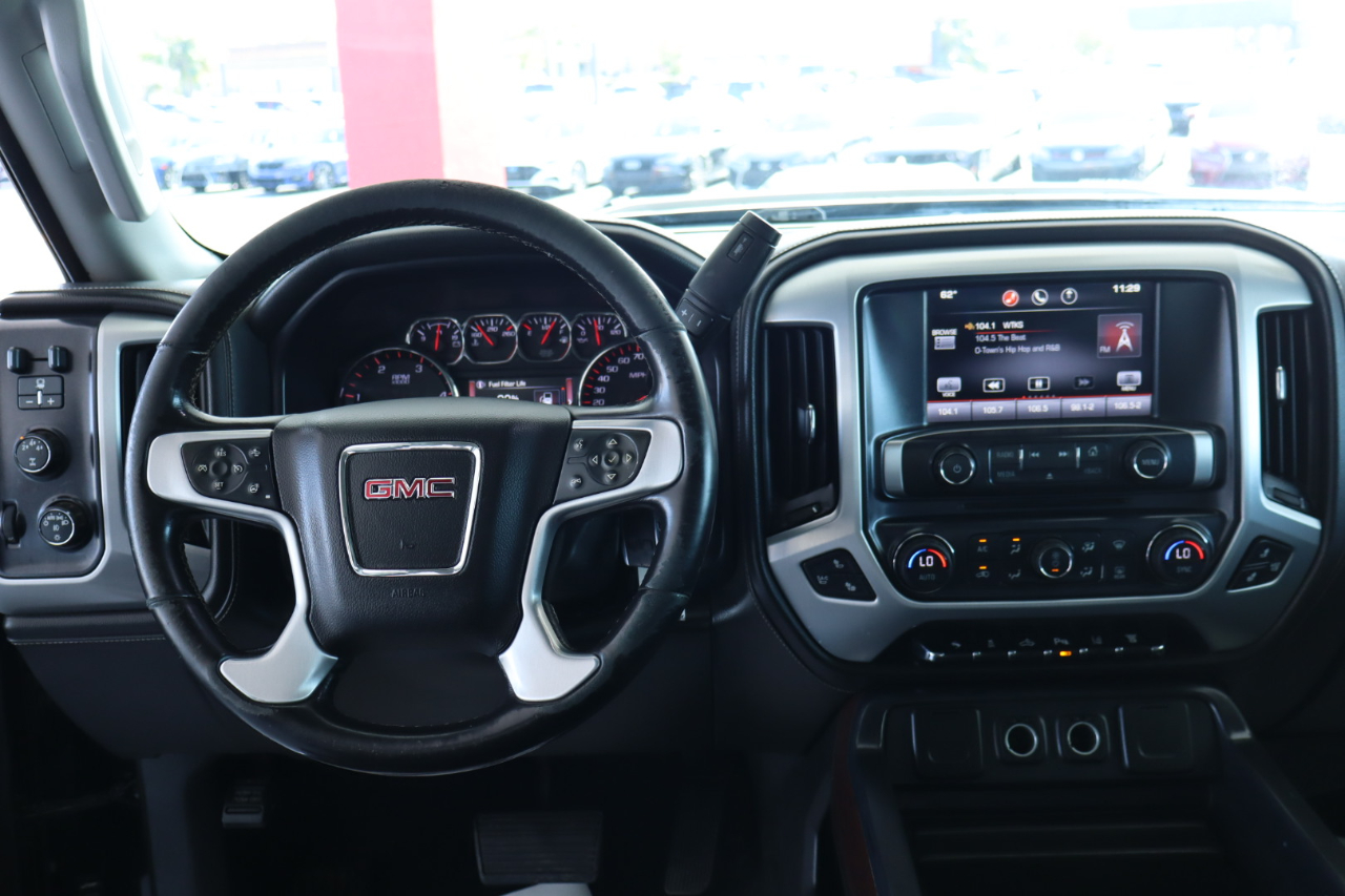 GMC Sierra 3500HD 4WD Crew Cab 167.7" SLT 2015