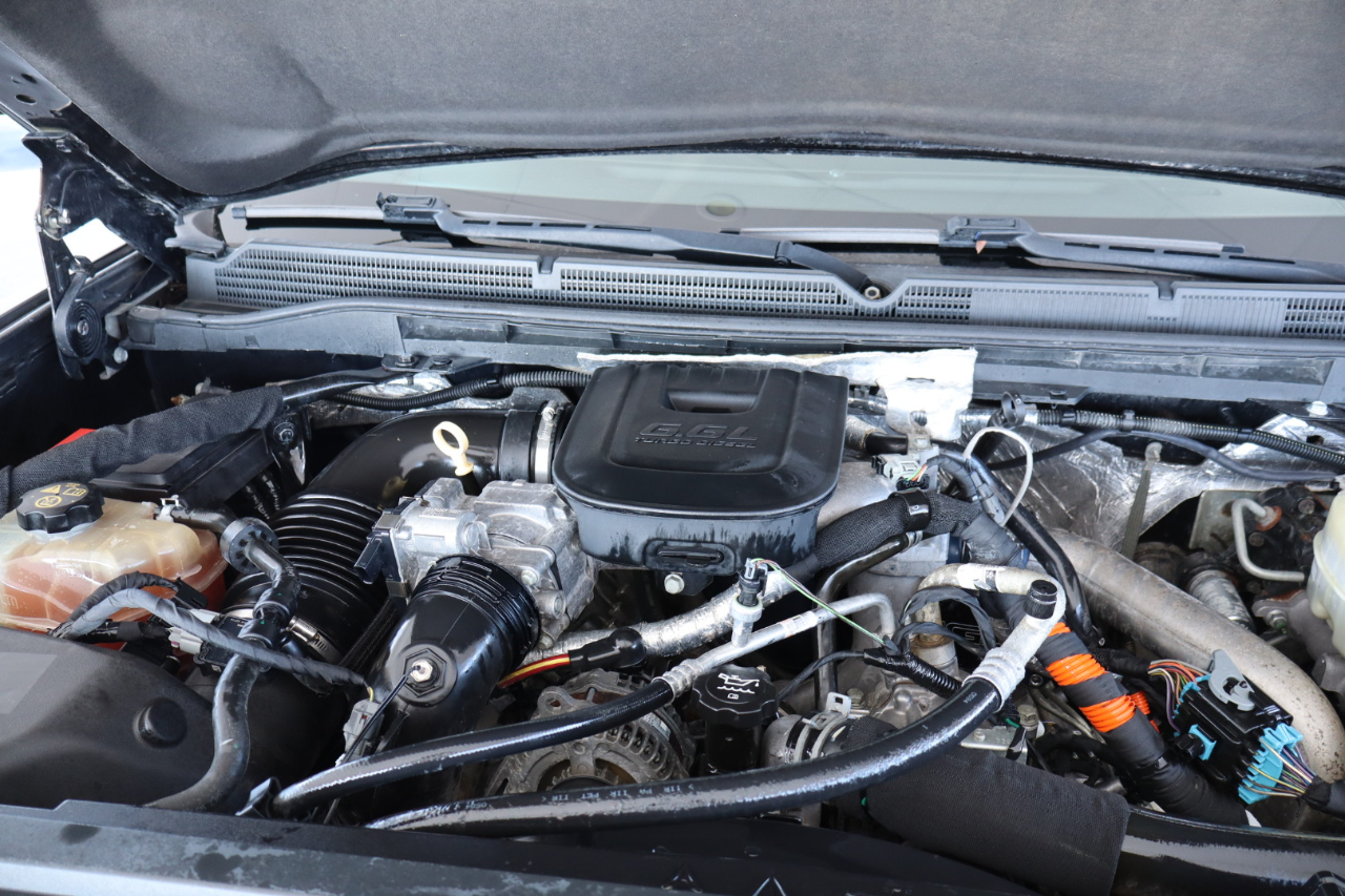 GMC Sierra 3500HD 4WD Crew Cab 167.7" SLT 2015