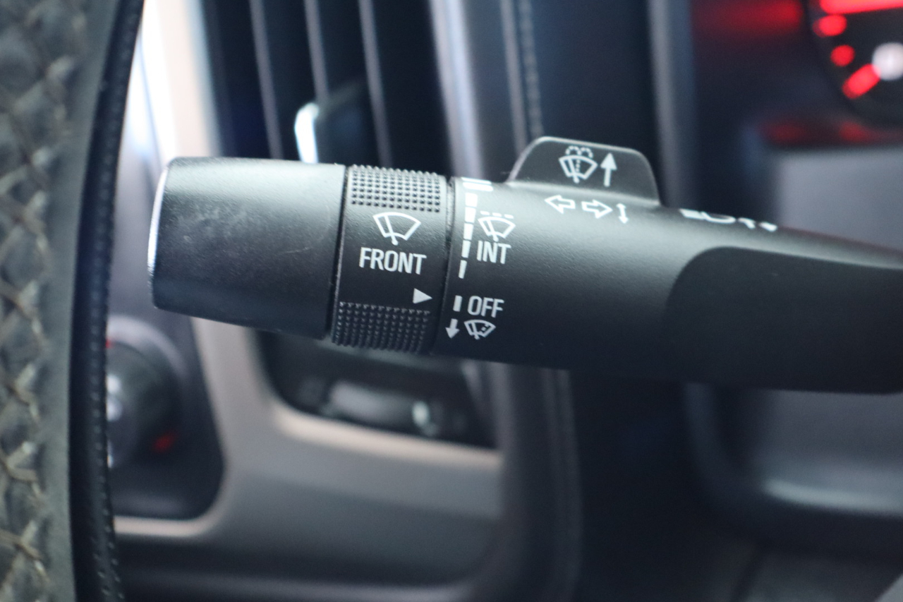 GMC Sierra 3500HD available WiFi 4WD Crew Cab 153.7" Denali 2015