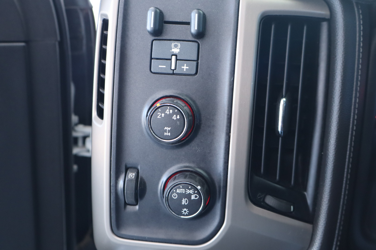 GMC Sierra 3500HD available WiFi 4WD Crew Cab 153.7" Denali 2015