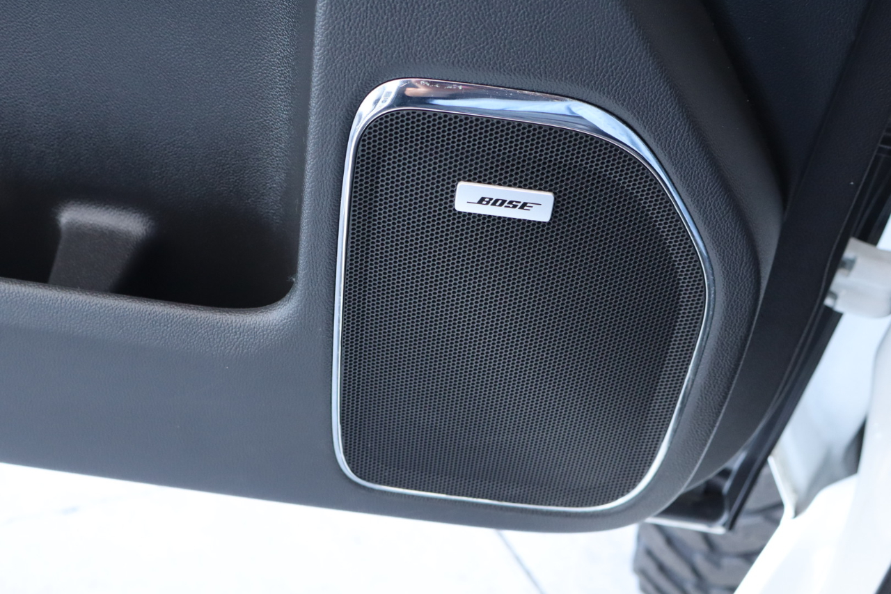 GMC Sierra 3500HD available WiFi 4WD Crew Cab 153.7" Denali 2015