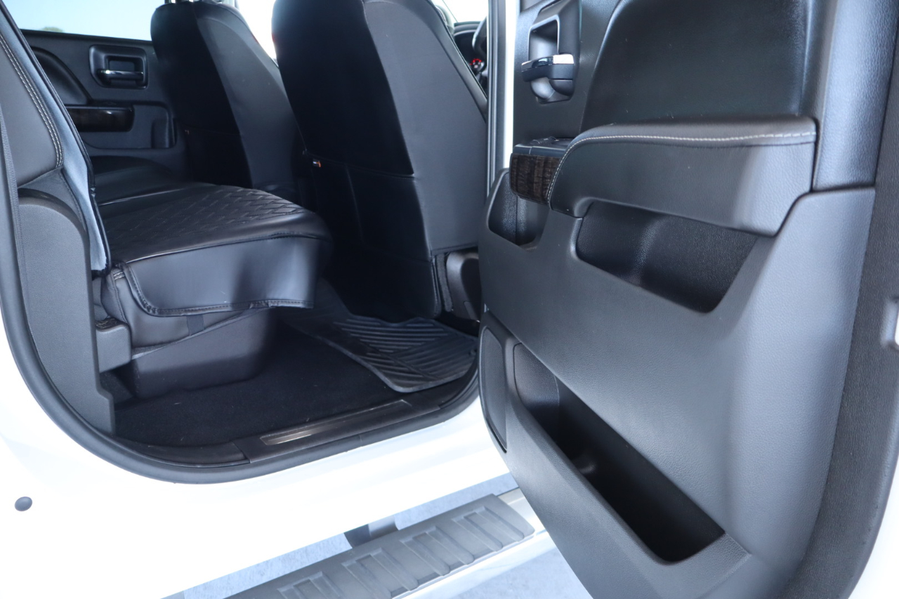 GMC Sierra 3500HD available WiFi 4WD Crew Cab 153.7" Denali 2015