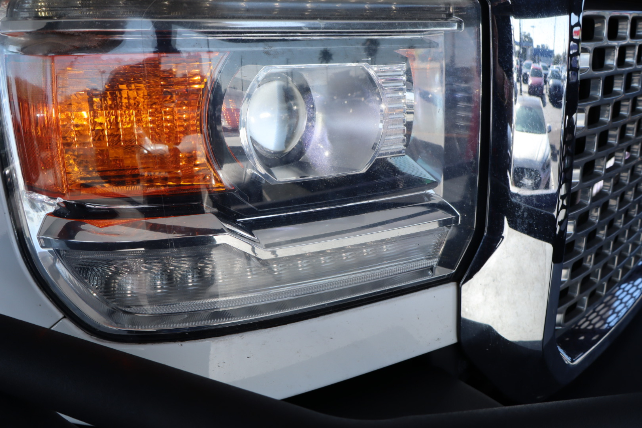 GMC Sierra 3500HD available WiFi 4WD Crew Cab 153.7" Denali 2015