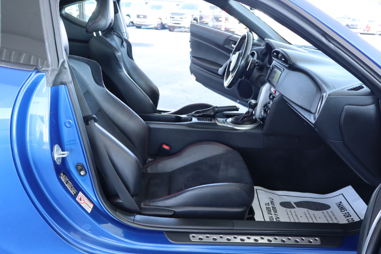 Subaru BRZ 2dr Cpe Auto Limited 2015