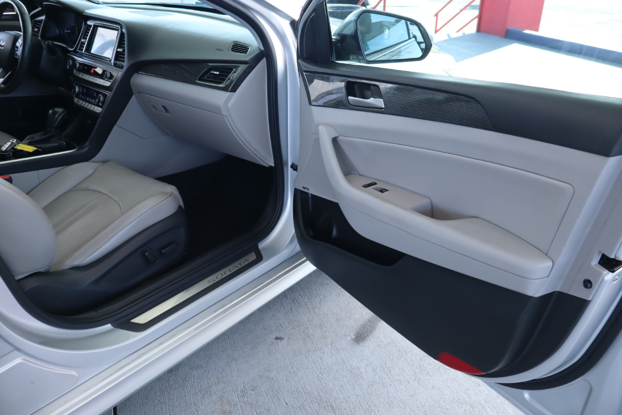 Hyundai Sonata Limited 4D Sedan 2.4 2018