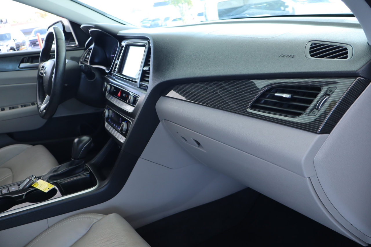 Hyundai Sonata Limited 4D Sedan 2.4 2018