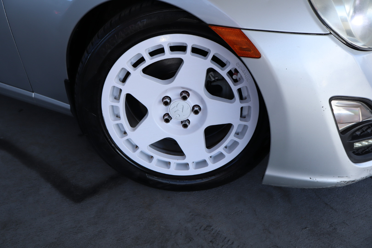 Scion FR-S 2dr Cpe Man (Natl) 2013