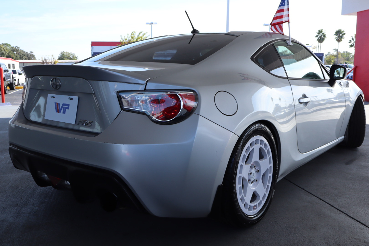 Scion FR-S 2dr Cpe Man (Natl) 2013