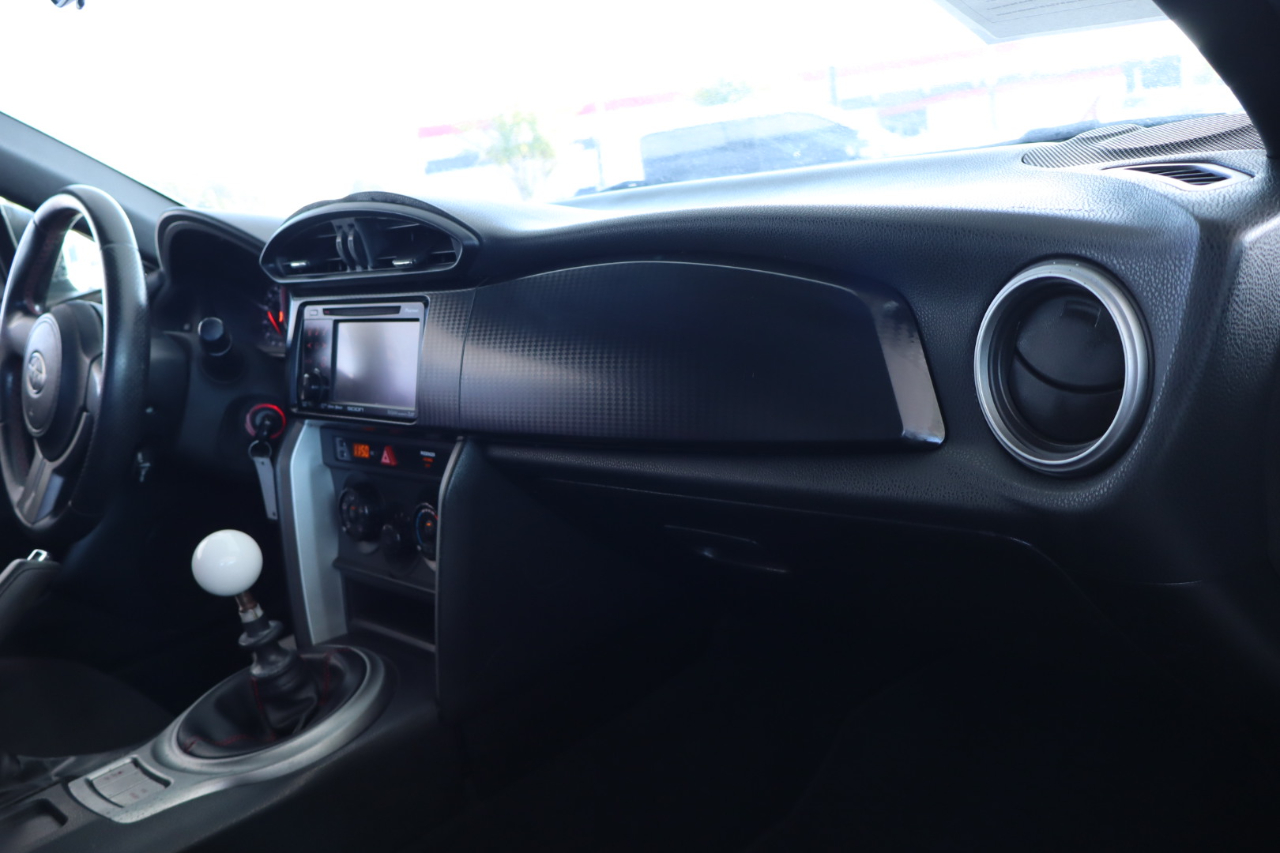 Scion FR-S 2dr Cpe Man (Natl) 2013