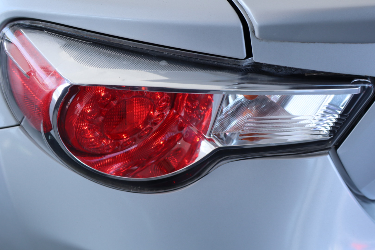 Scion FR-S 2dr Cpe Man (Natl) 2013