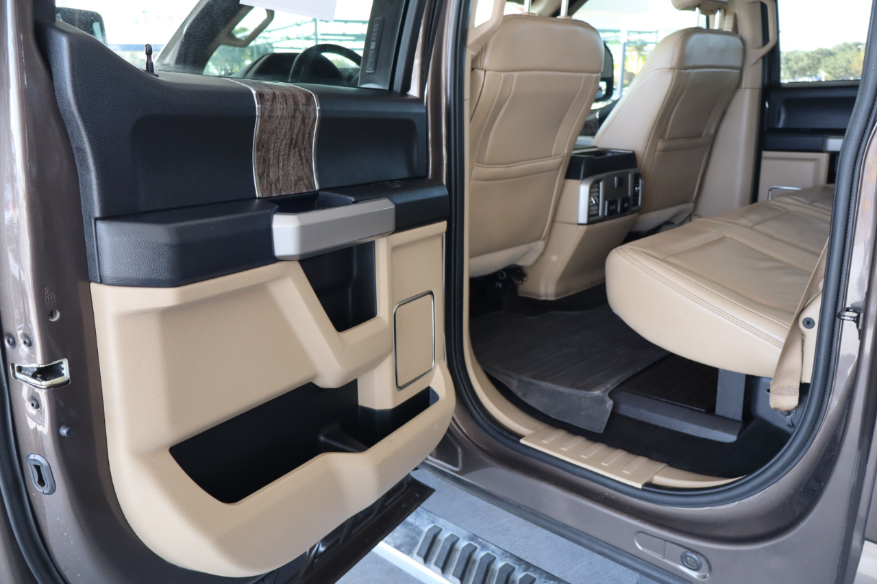 Ford Super Duty F-350 SRW 4WD SuperCab 158" Lariat 2017