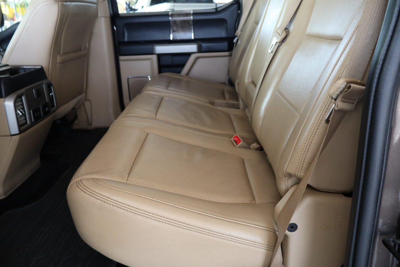 Ford Super Duty F-350 SRW 4WD SuperCab 158" Lariat 2017