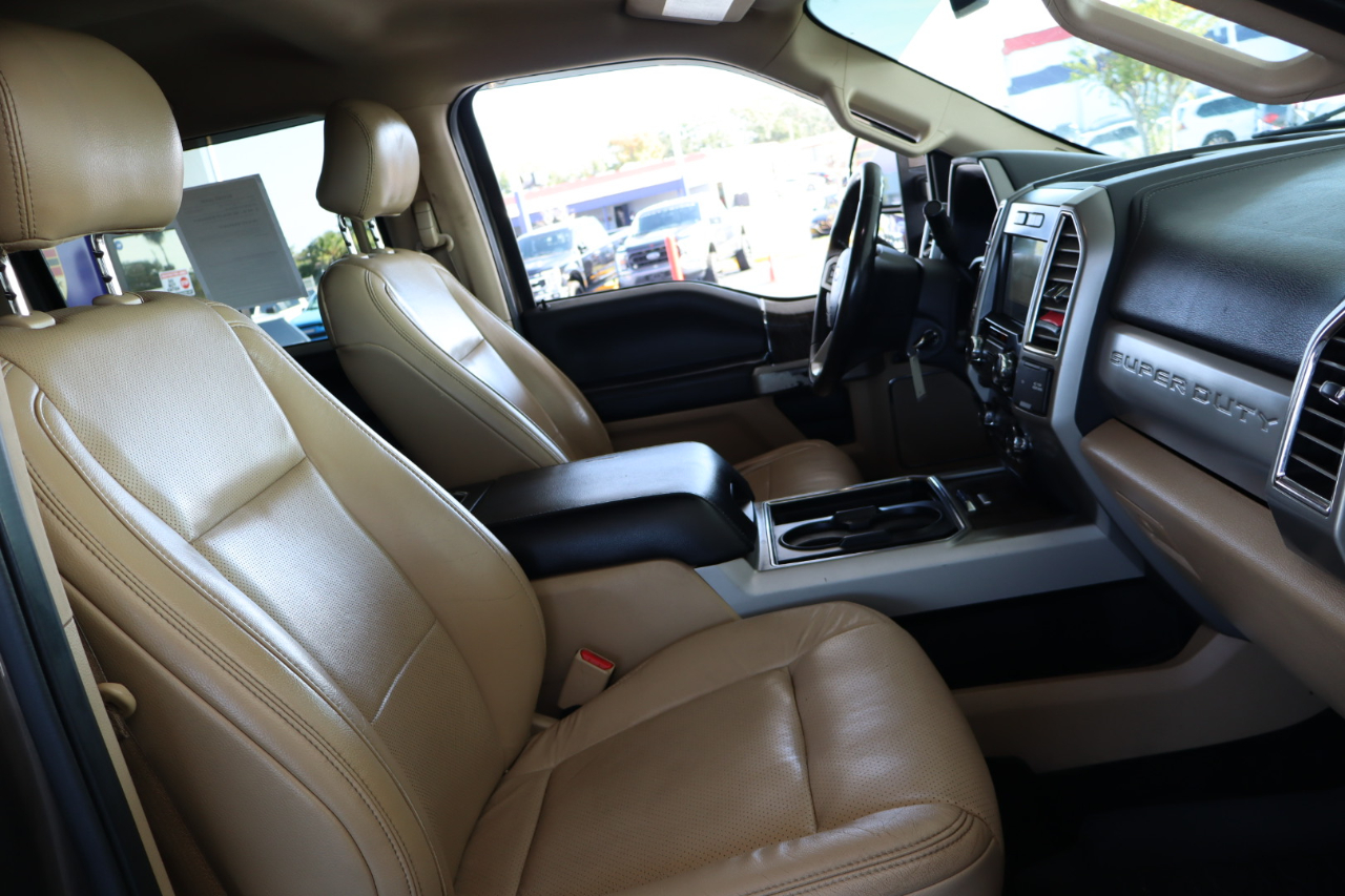 Ford Super Duty F-350 SRW 4WD SuperCab 158" Lariat 2017