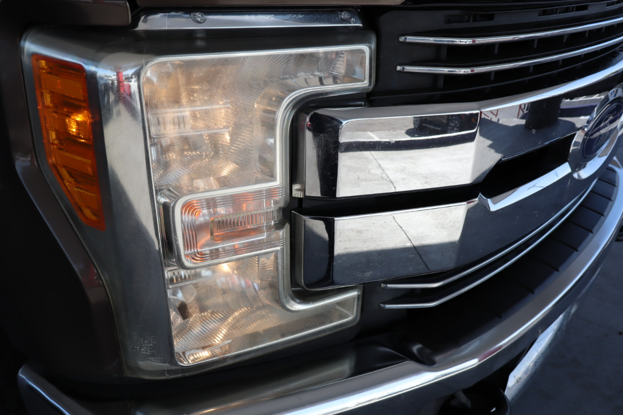 Ford Super Duty F-350 SRW 4WD SuperCab 158" Lariat 2017