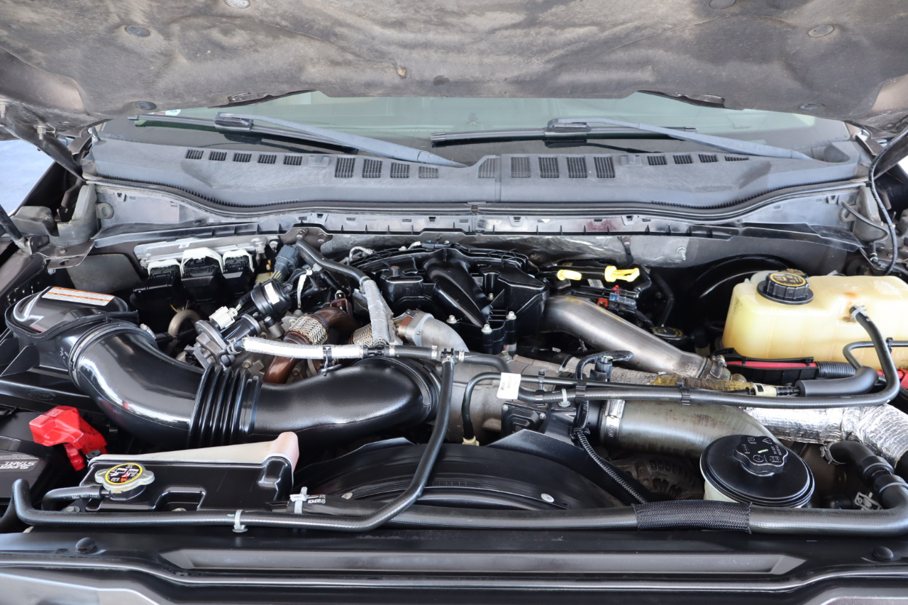 Ford Super Duty F-350 SRW 4WD SuperCab 158" Lariat 2017