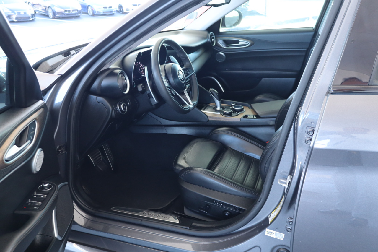 Alfa Romeo Giulia Ti RWD 2017