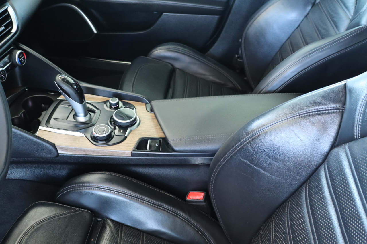 Alfa Romeo Giulia Ti RWD 2017