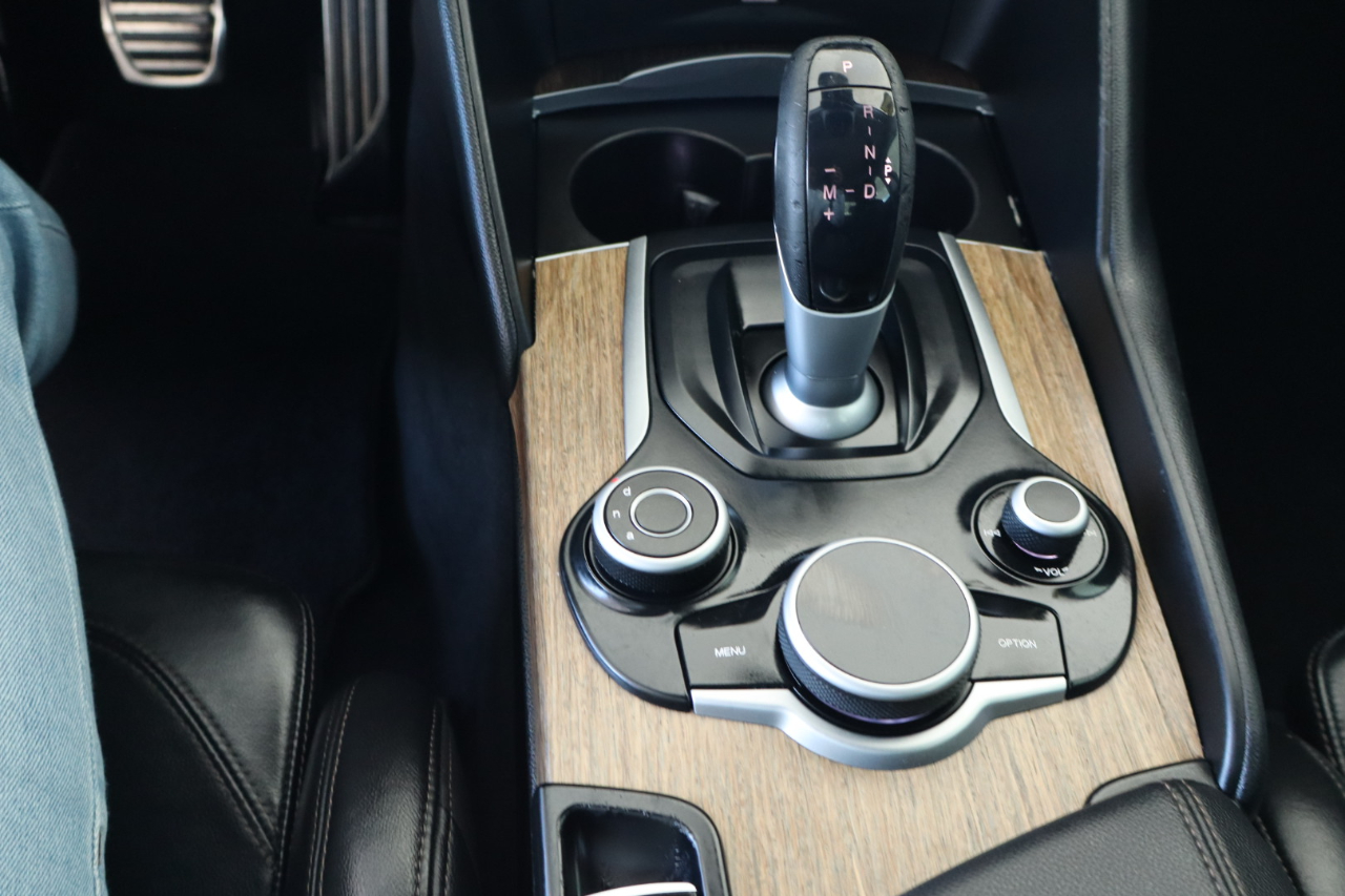 Alfa Romeo Giulia Ti RWD 2017