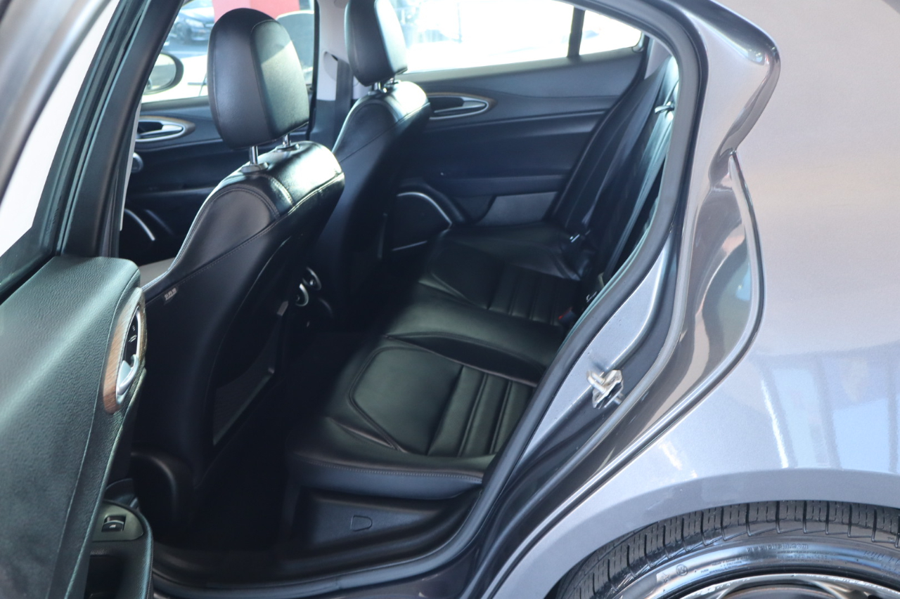 Alfa Romeo Giulia Ti RWD 2017