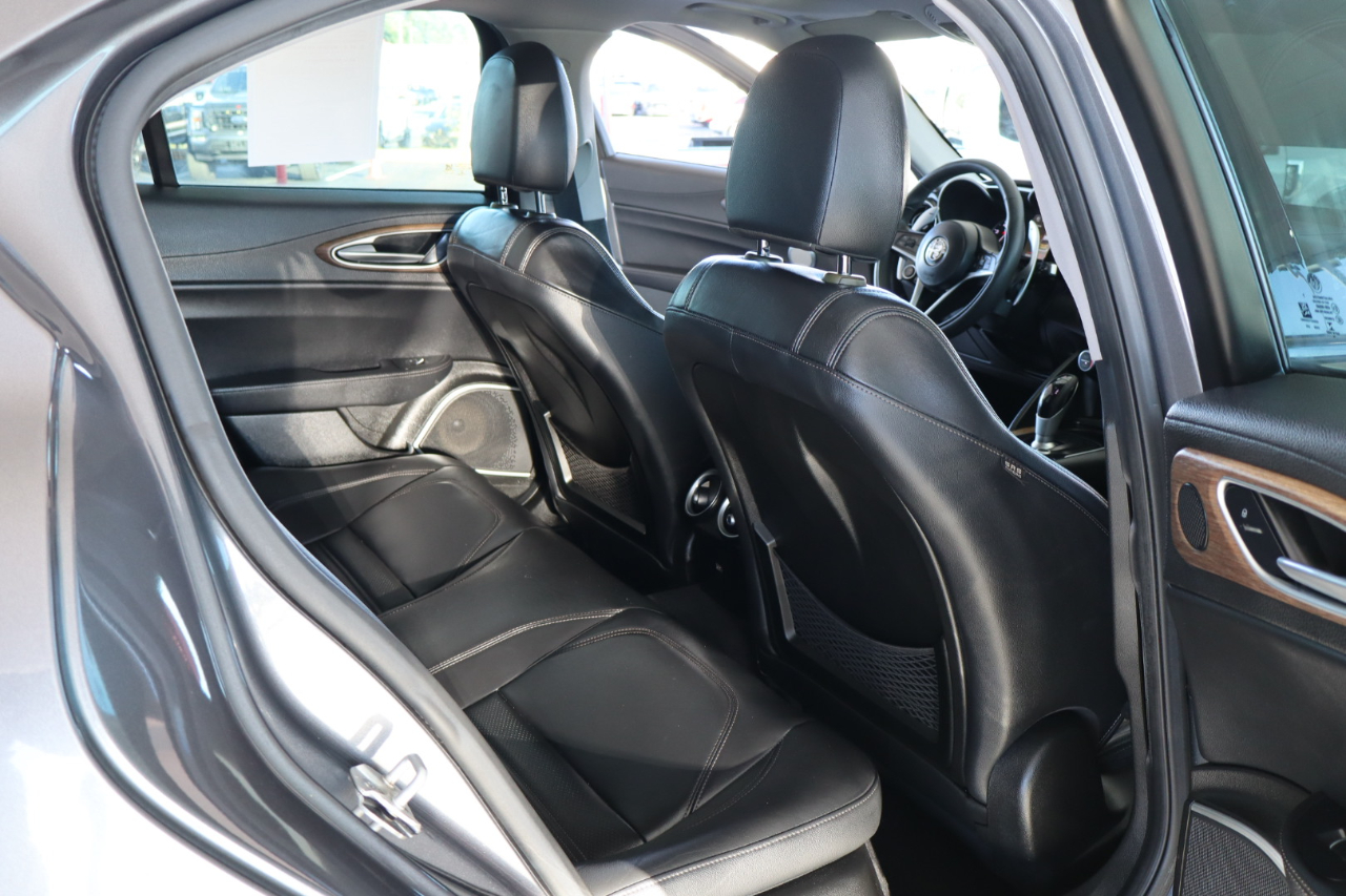 Alfa Romeo Giulia Ti RWD 2017