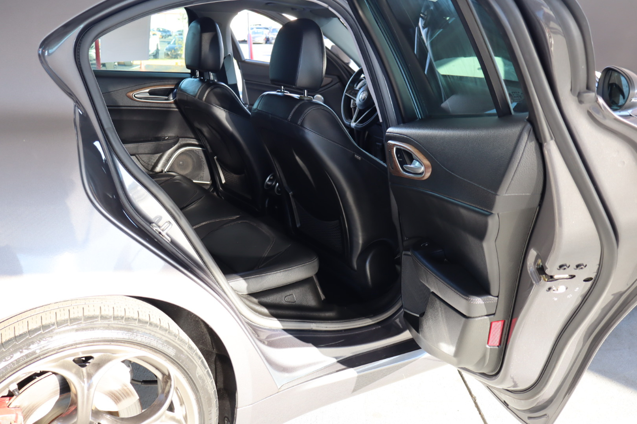 Alfa Romeo Giulia Ti RWD 2017