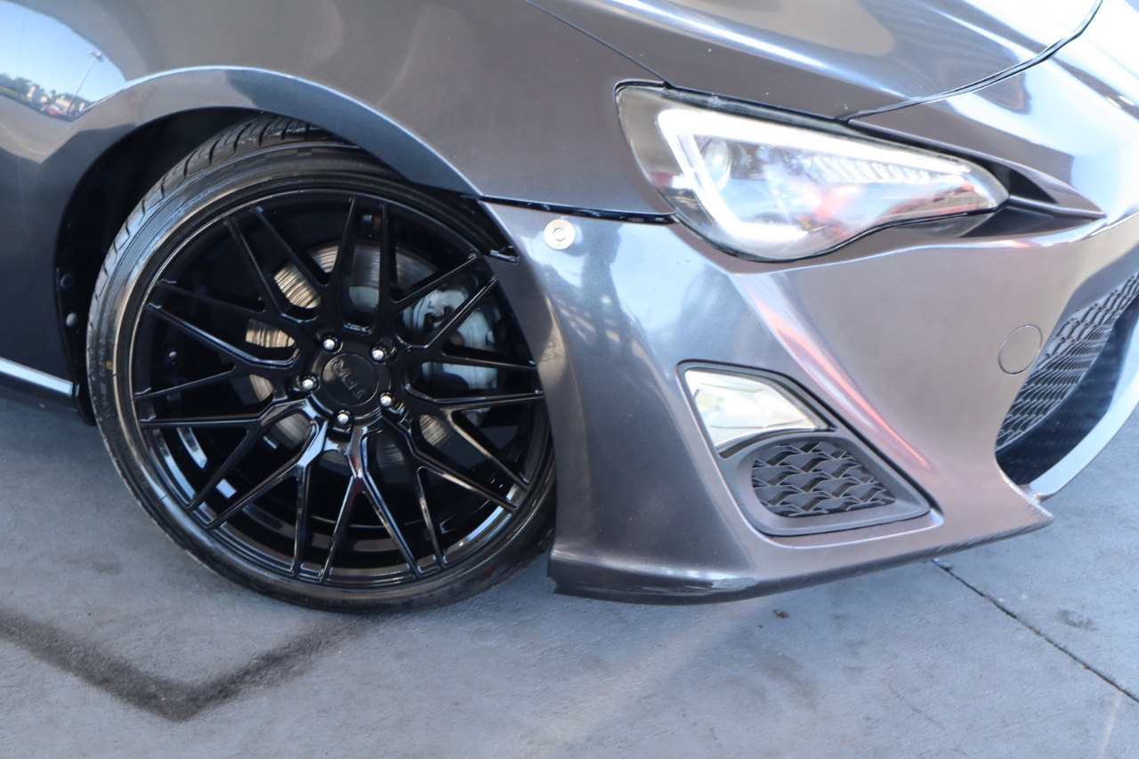 Scion FR-S 2dr Cpe Auto (Natl) 2016