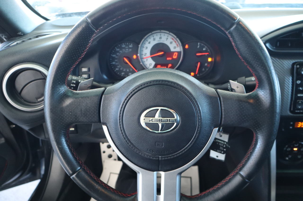 Scion FR-S 2dr Cpe Auto (Natl) 2016