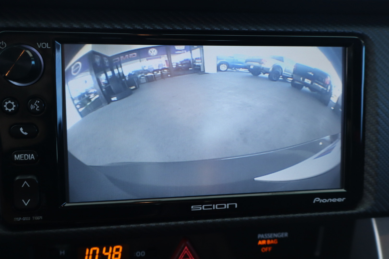 Scion FR-S 2dr Cpe Auto (Natl) 2016