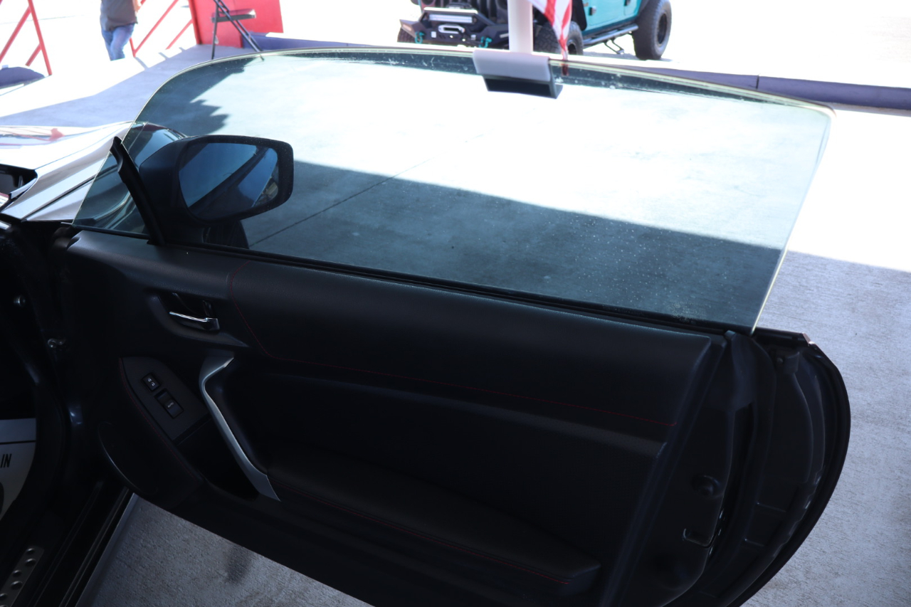 Scion FR-S 2dr Cpe Auto (Natl) 2016