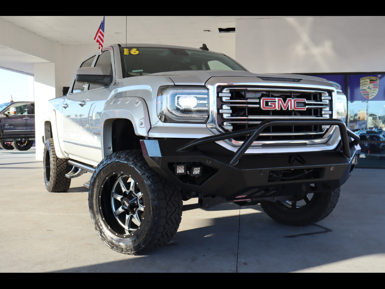 2016 GMC Sierra 1500 SLT's photo