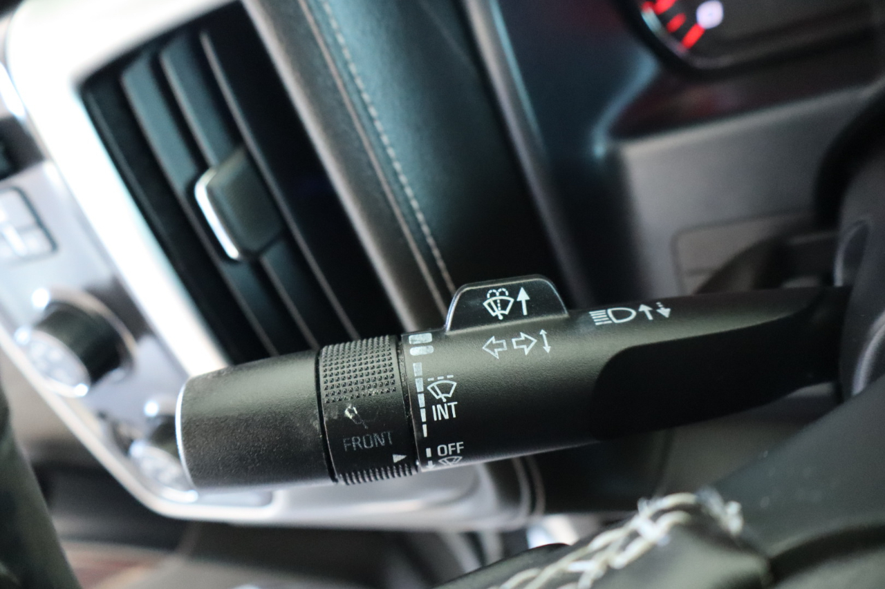 GMC Sierra 1500 4WD Crew Cab 143.5" SLT 2016