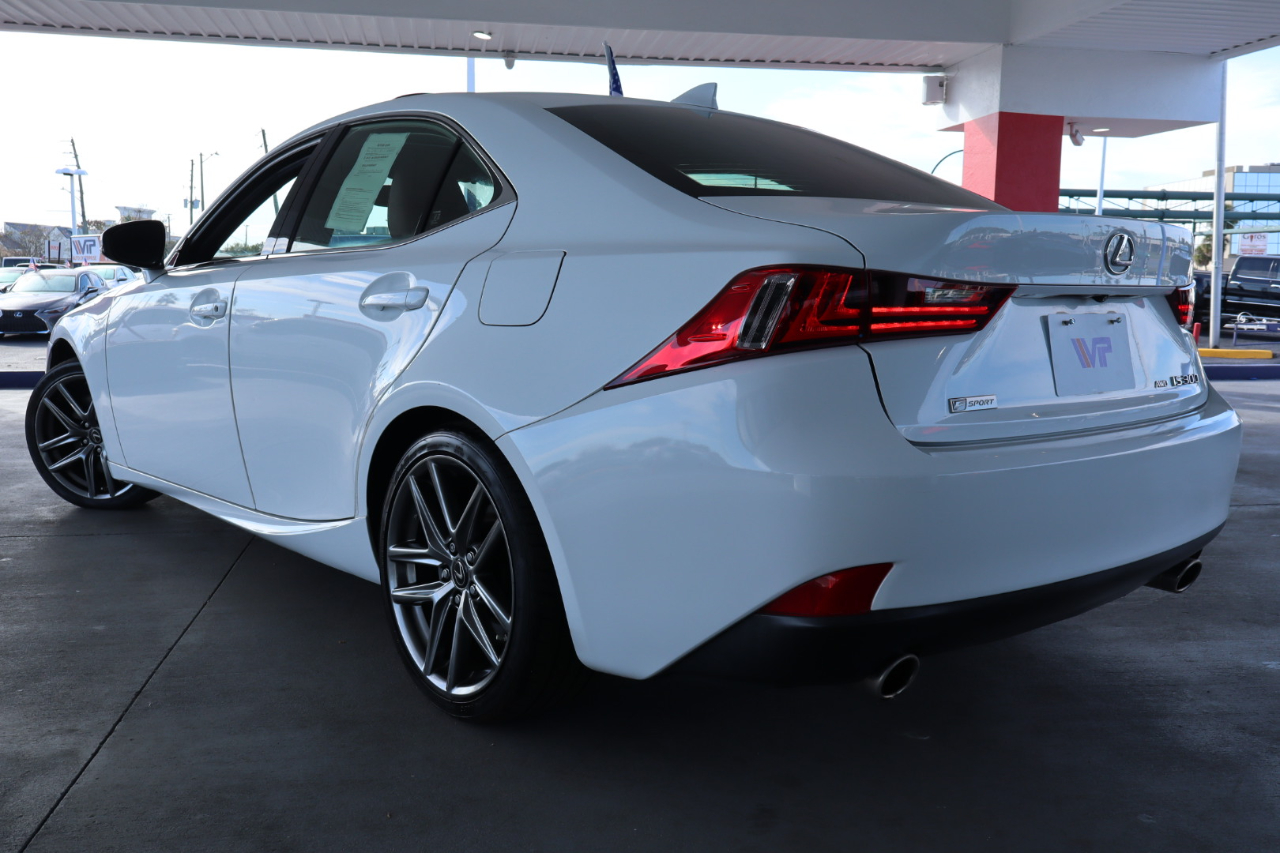 Lexus IS 300 4dr Sdn AWD 2016