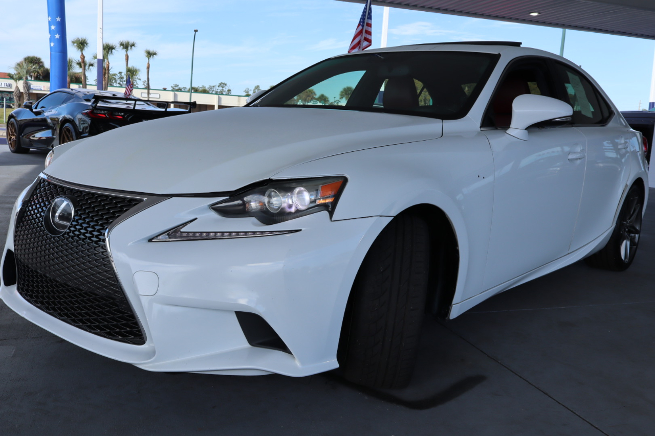 Lexus IS 300 4dr Sdn AWD 2016