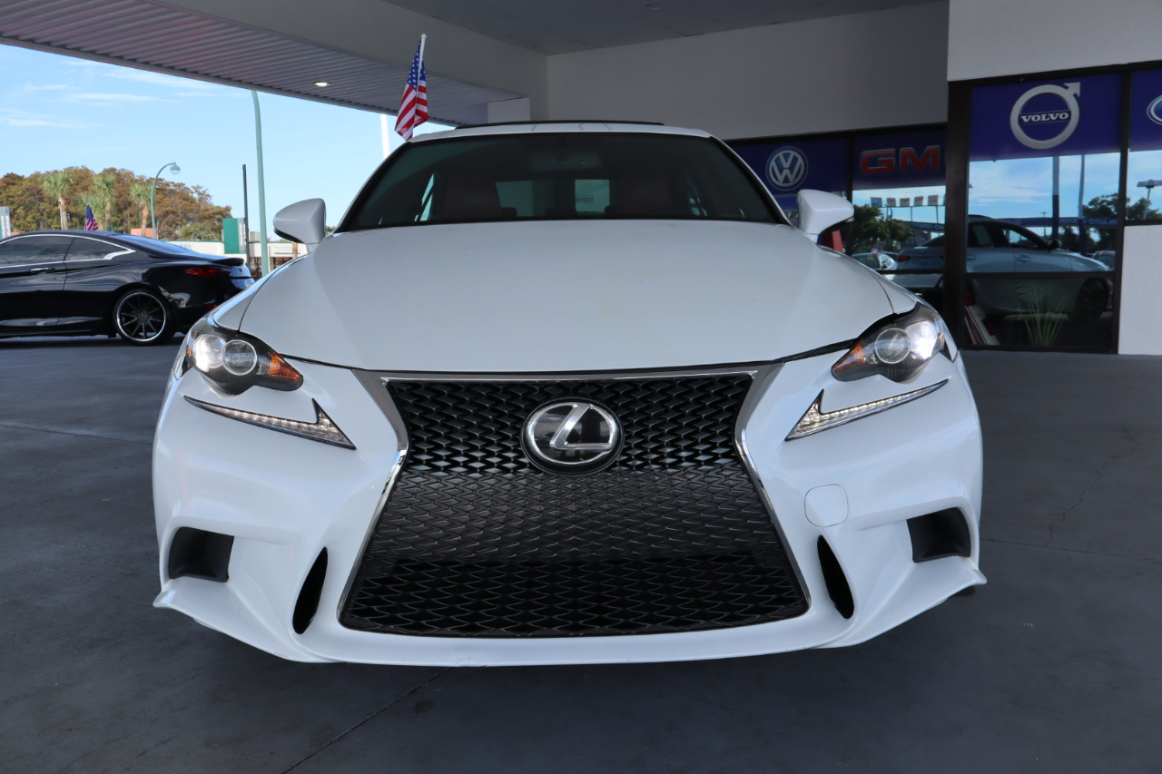 Lexus IS 300 4dr Sdn AWD 2016