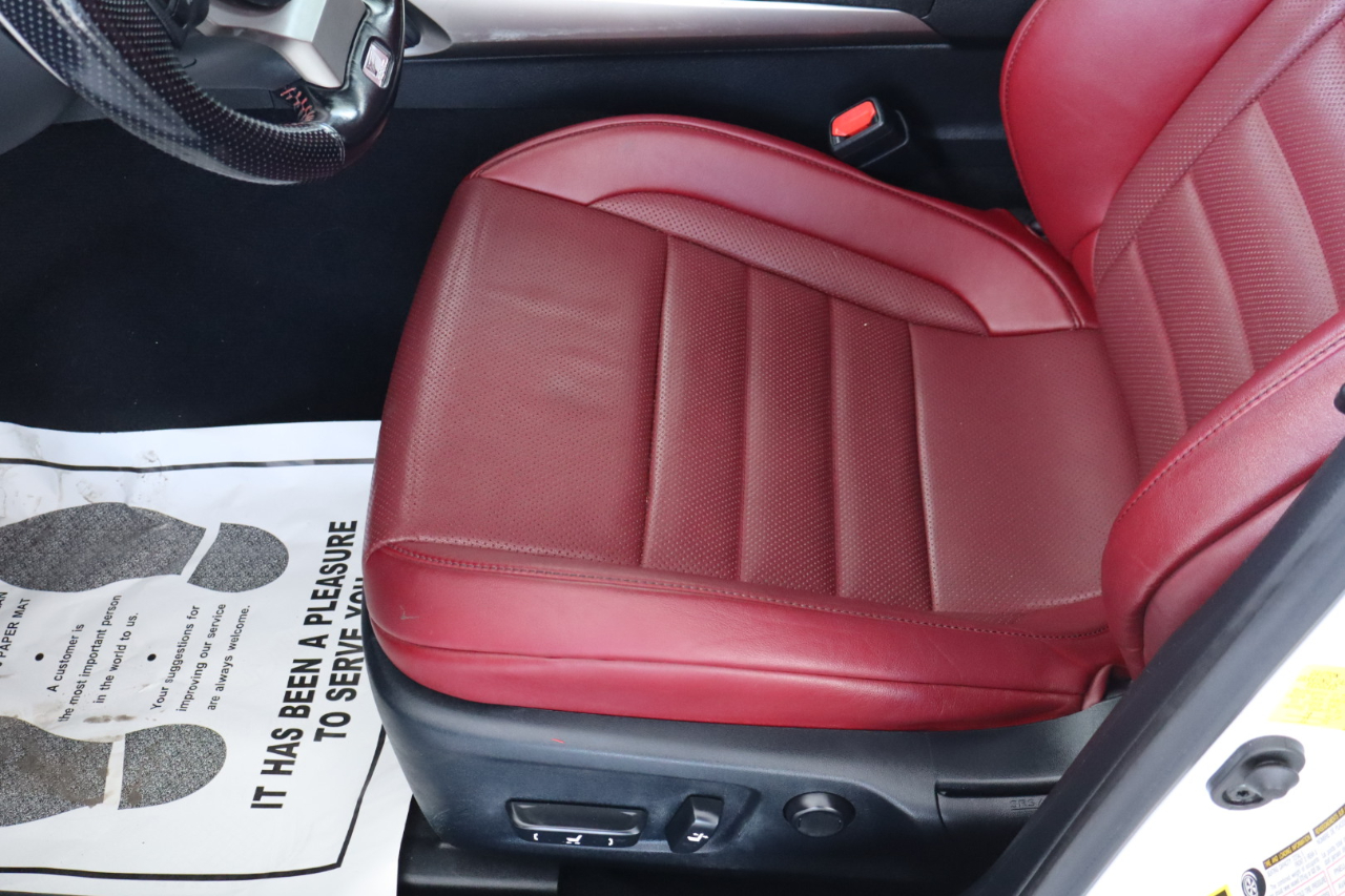 Lexus IS 300 4dr Sdn AWD 2016