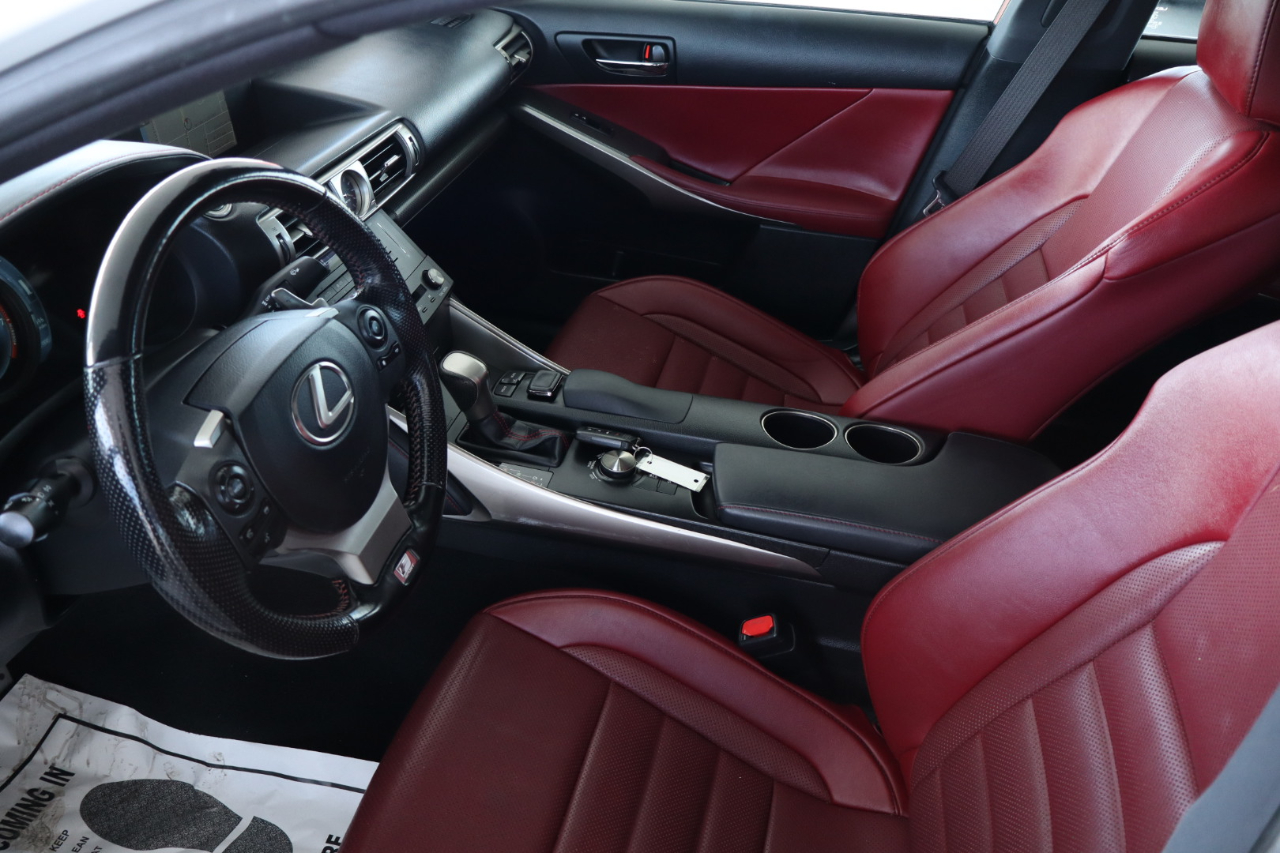 Lexus IS 300 4dr Sdn AWD 2016