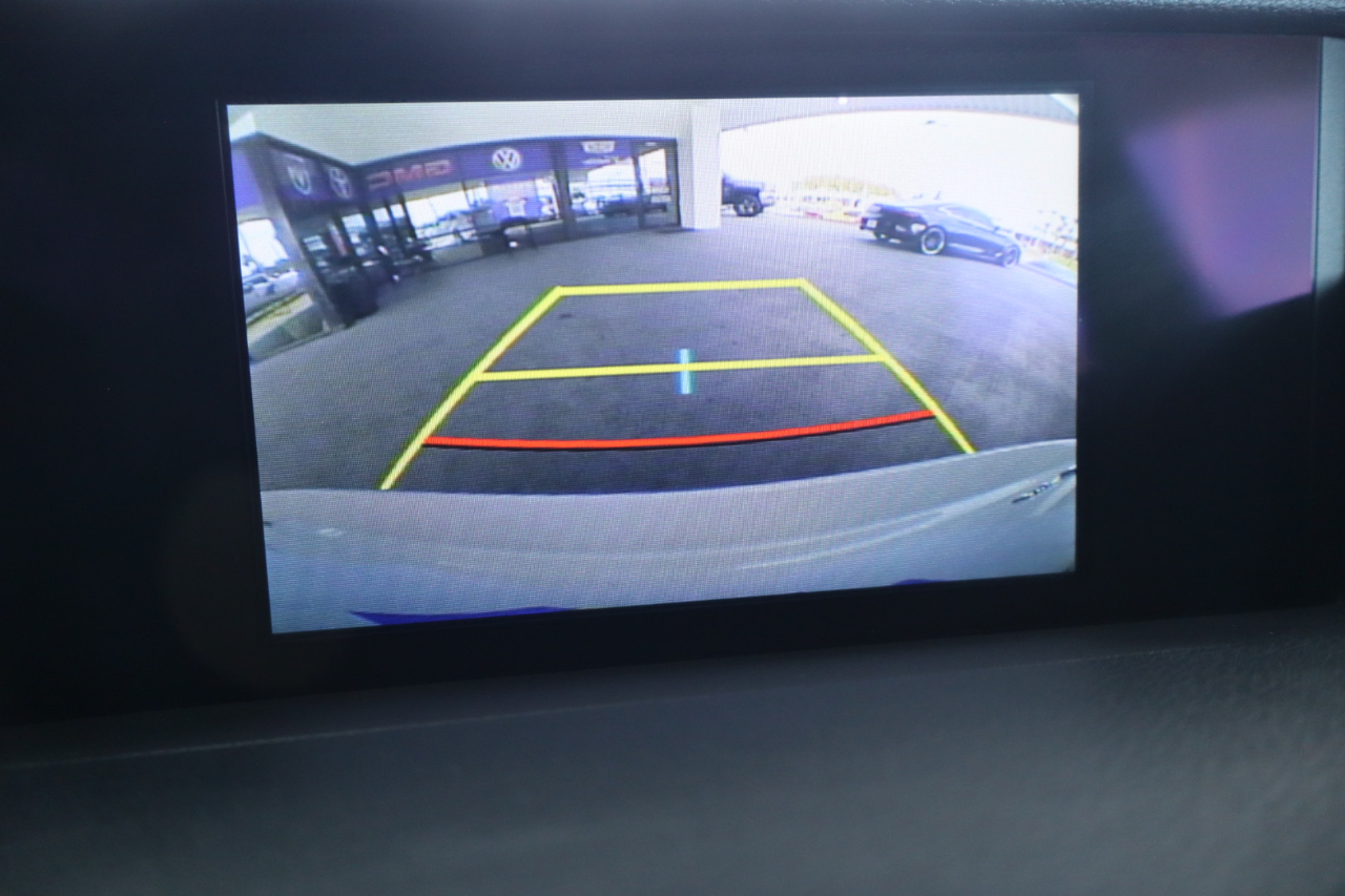 Lexus IS 300 4dr Sdn AWD 2016